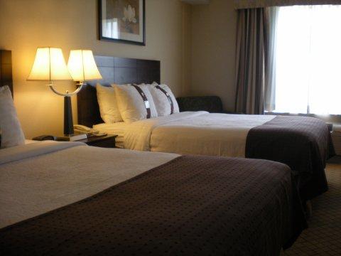 Courtyard By Marriott London Hotell Exteriör bild